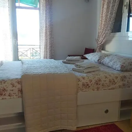Holiday home Elaia Country Living