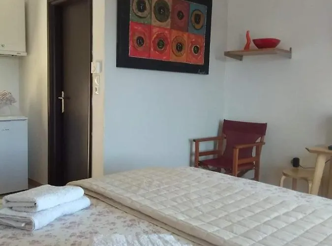 Elaia Country Living *